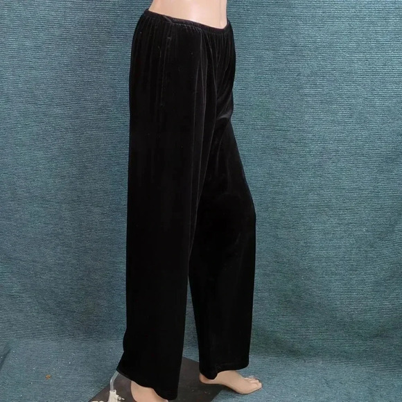 Black Velvet Pants Sag Harbor Petites - Picture 2 of 11